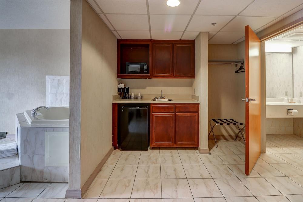 Ocean 1 Hotel and Suites photo 19