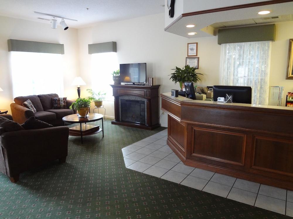 Voyager Inn photo 2
