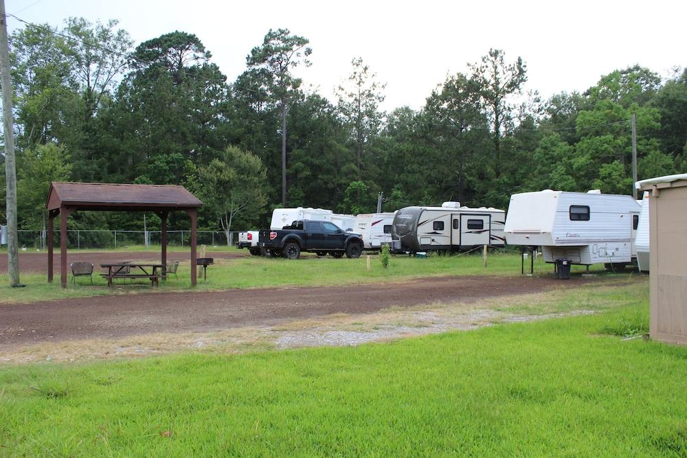 EverGreen Inn & RV photo 32