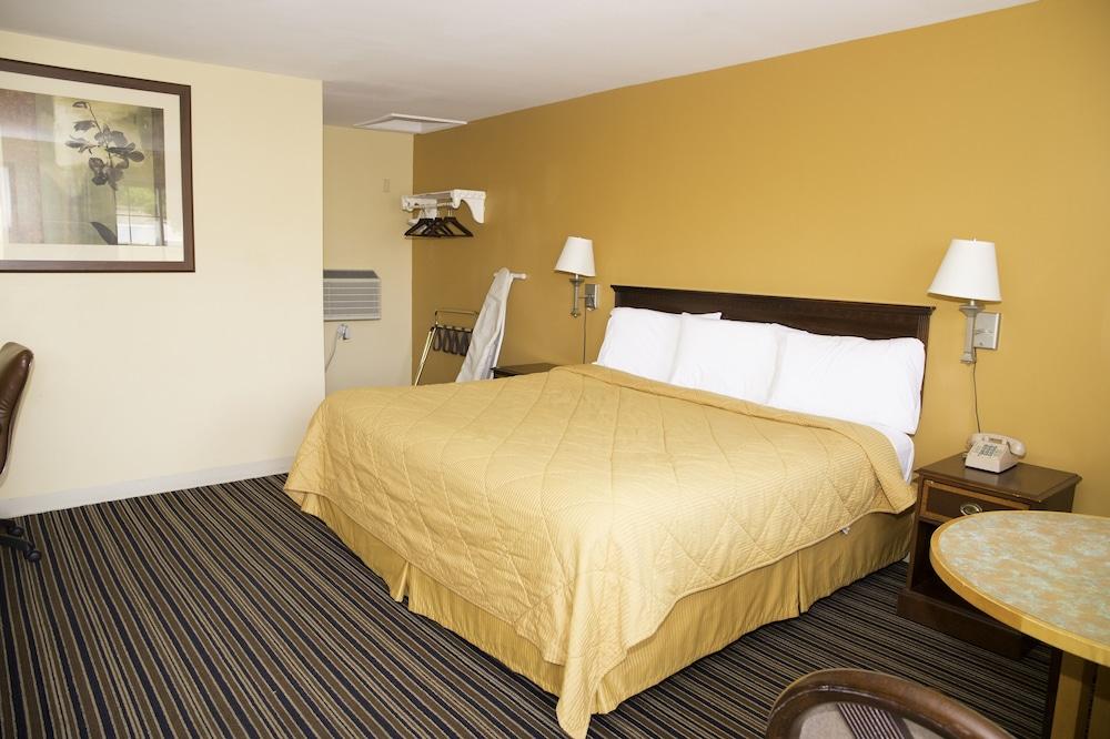 Capri inn and Suites photo 14