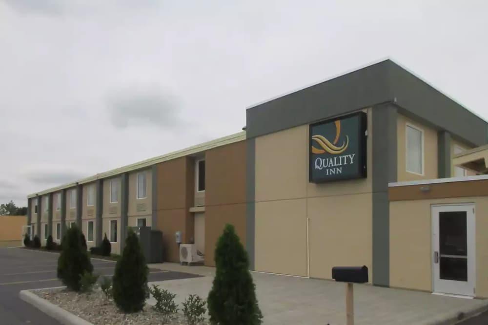 Quality Inn Bucyrus North photo 27