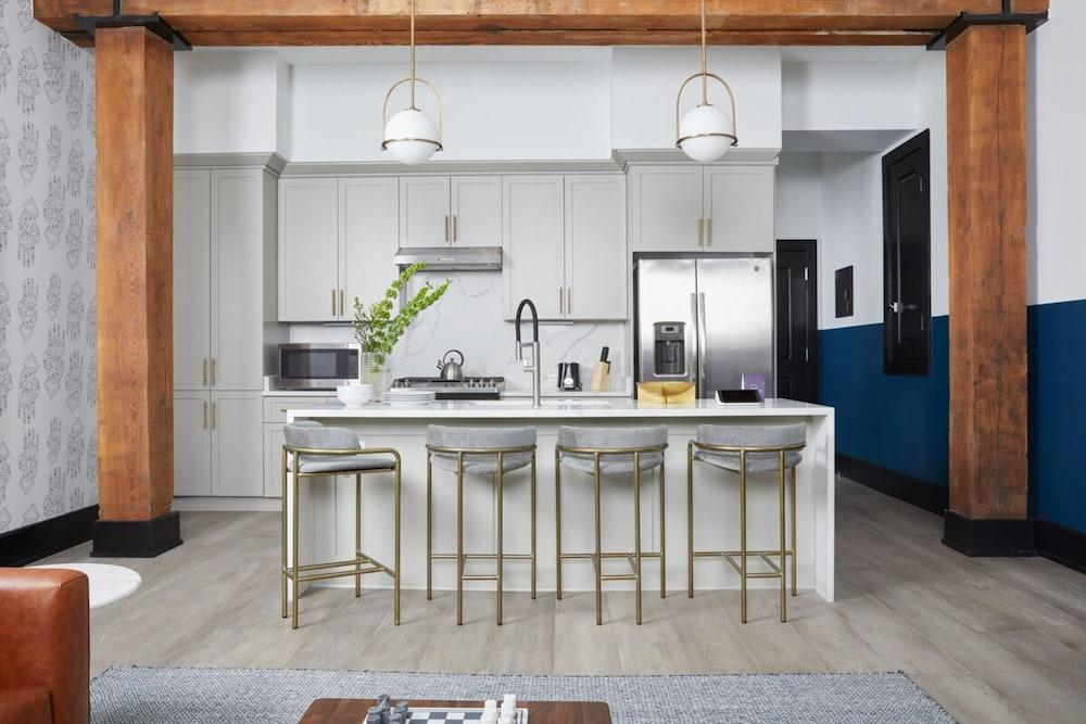 New Orleans Luxury Collection photo 34
