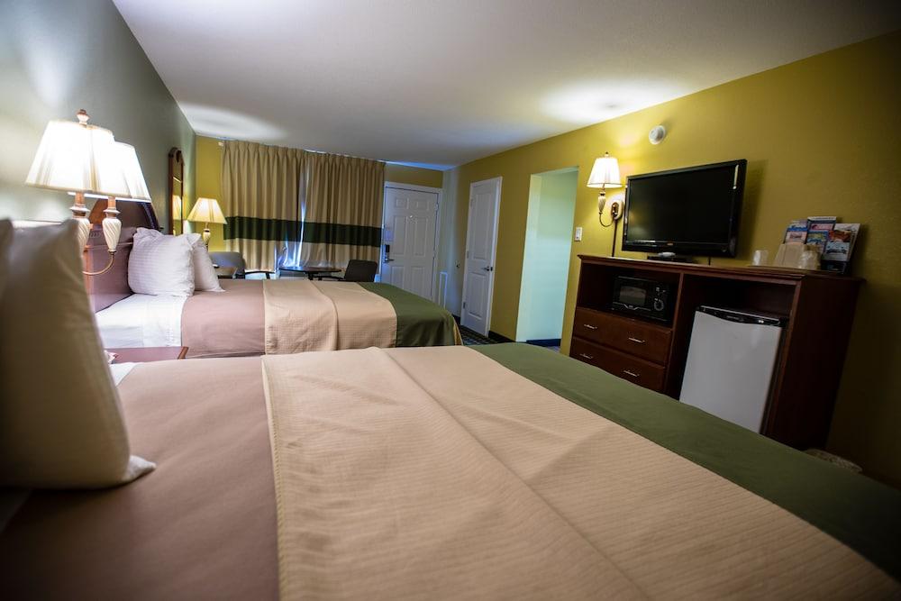 Relax Inn & Suites photo 16