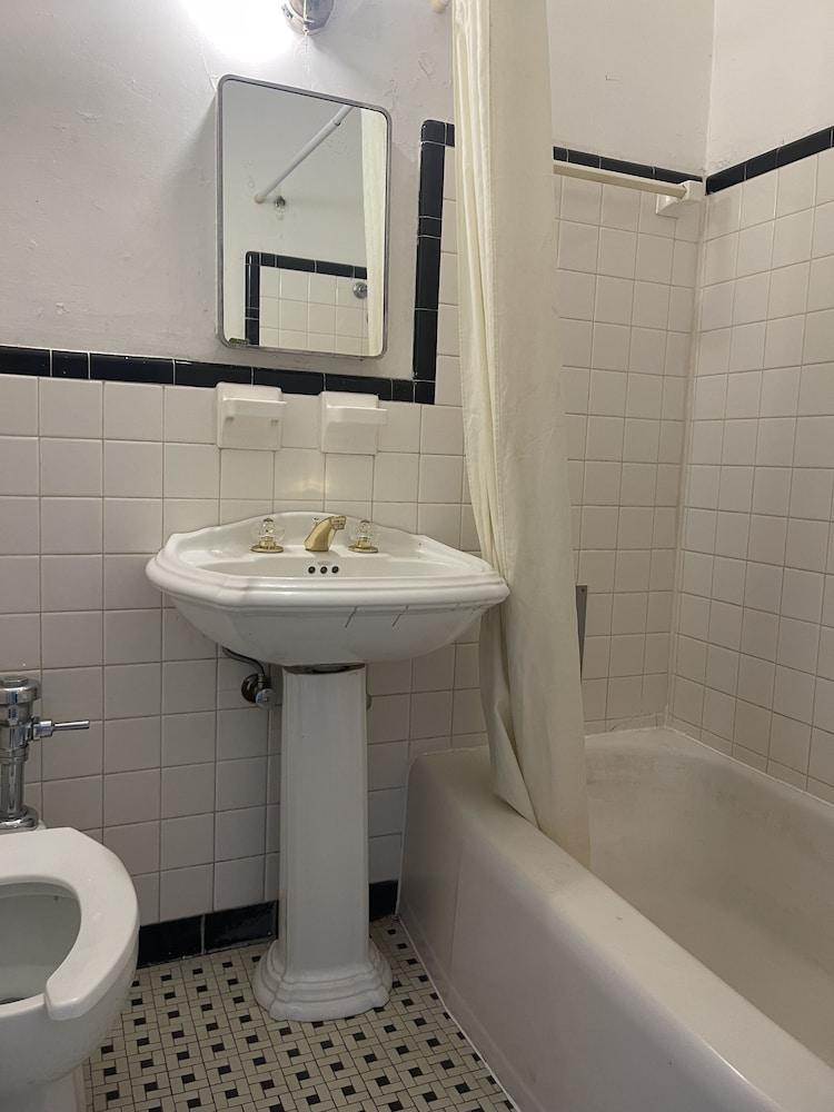 Travel Inn photo 5