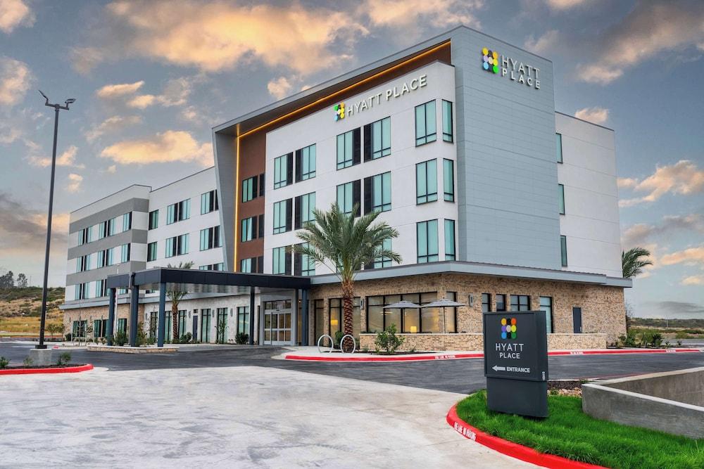 Hyatt Place Eagle Pass photo 38
