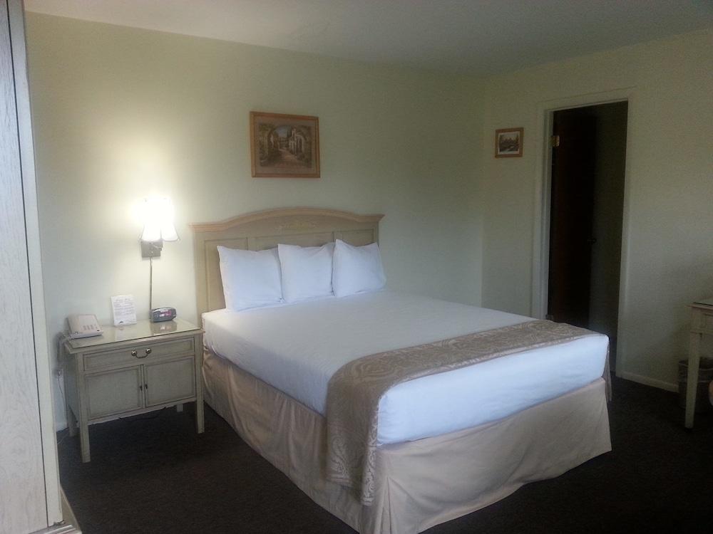 The Central Motel photo 5