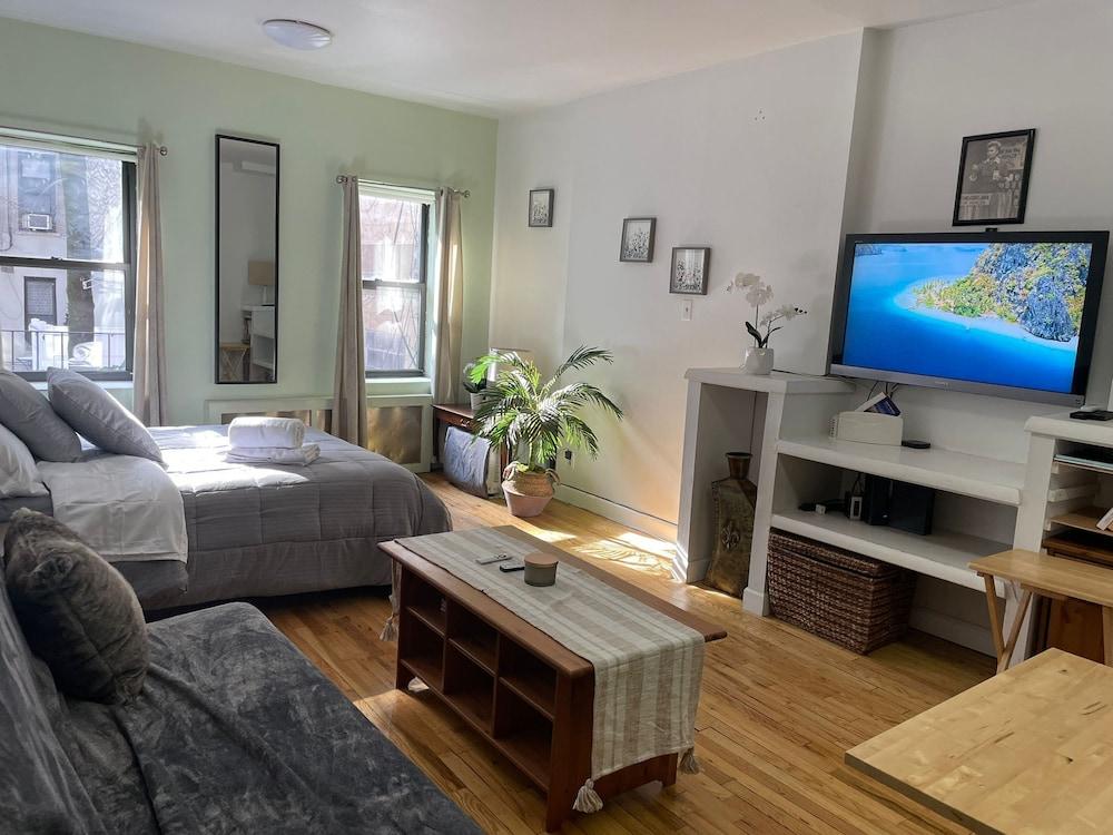 Heart of New York Suites photo 9