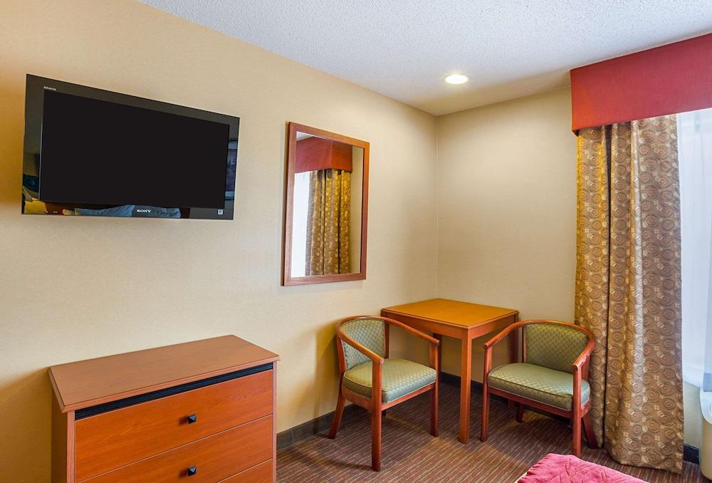Quality Inn York photo 17