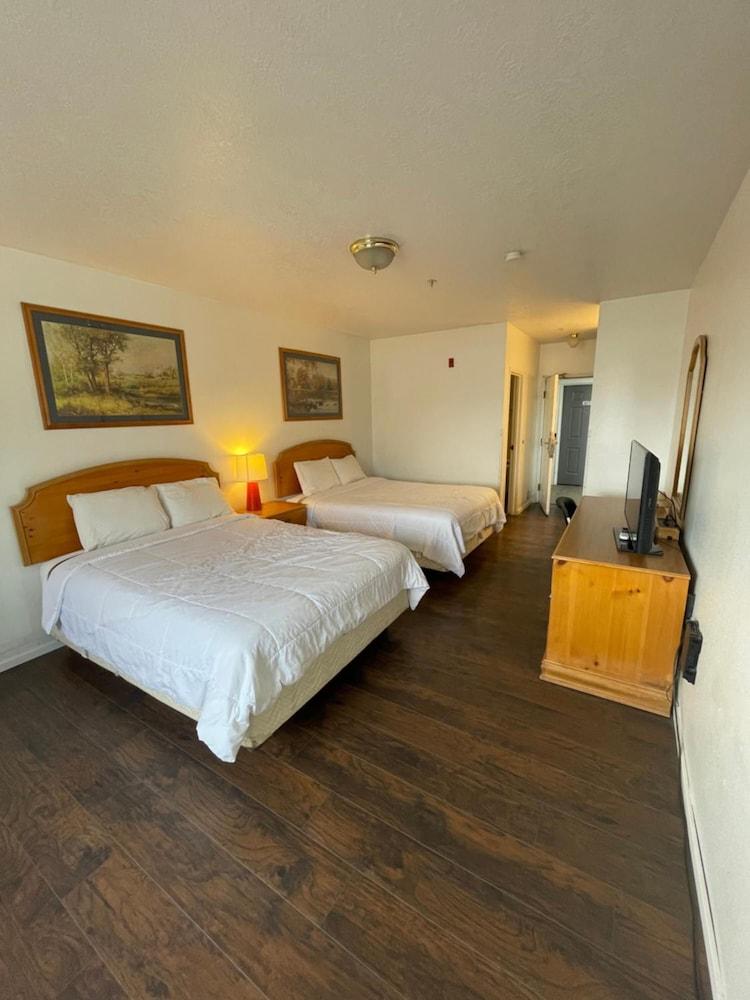 Quality Inn Carlin photo 16
