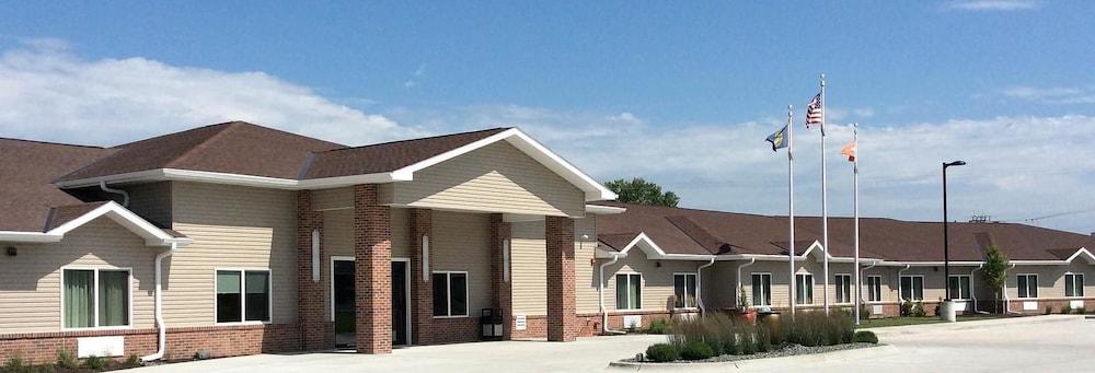 Cardinal Inn & Event Center photo 1