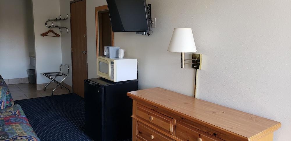 Dells Park Motel photo 9
