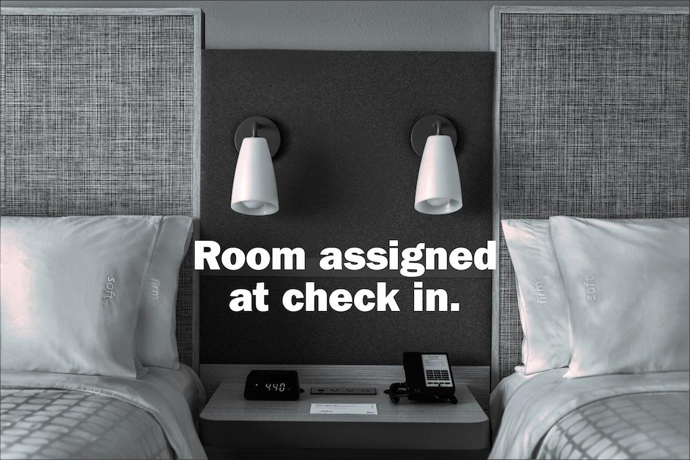 avid hotel Midland by IHG photo 6