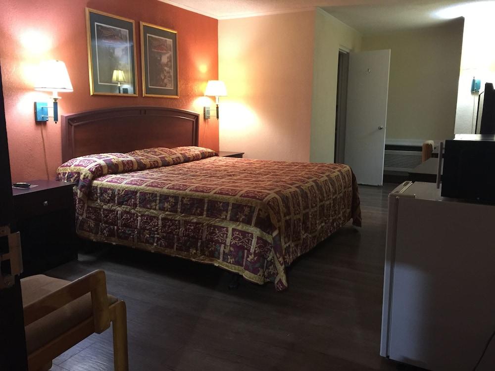 Ingleside Motel photo 7