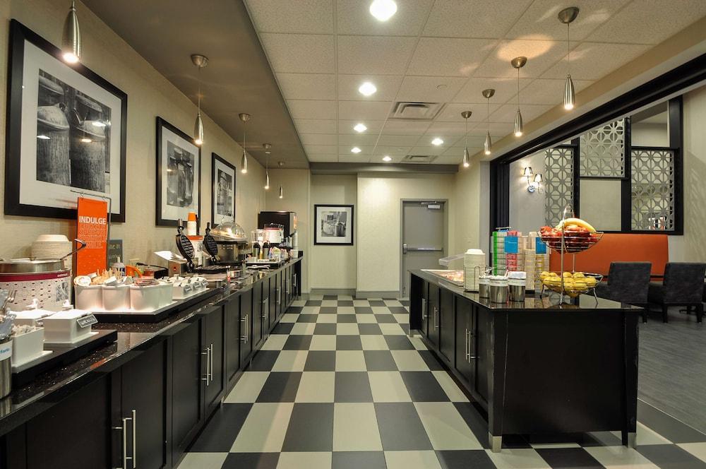 Hampton Inn Stafford/Quantico & Conference Center photo 27