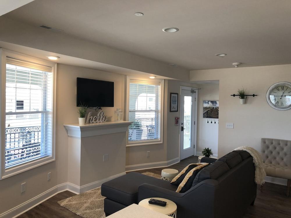 Ocean Manor Inn photo 39