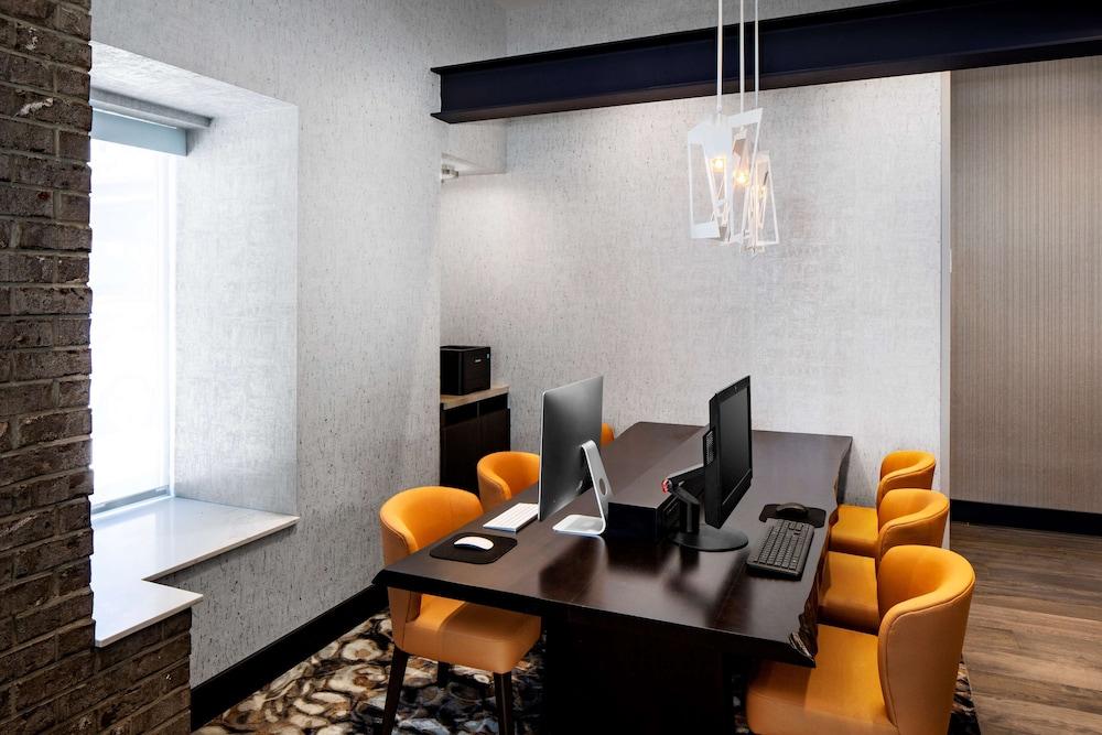 Hyatt Place Long Island City/New York City photo 5