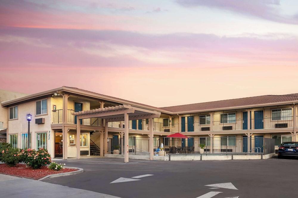Best Western Hanford Inn — hotel in Hanford