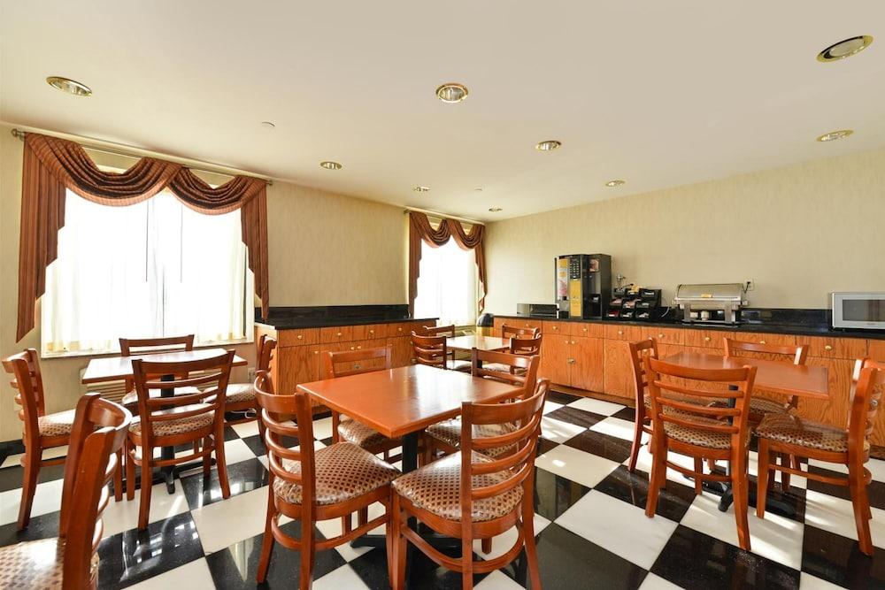 Lex View Inn at JFK Airport photo 19