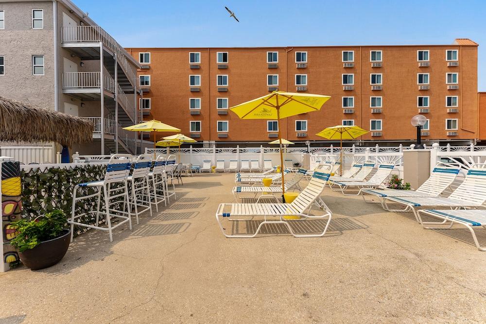 Oceanic Hotel photo 13