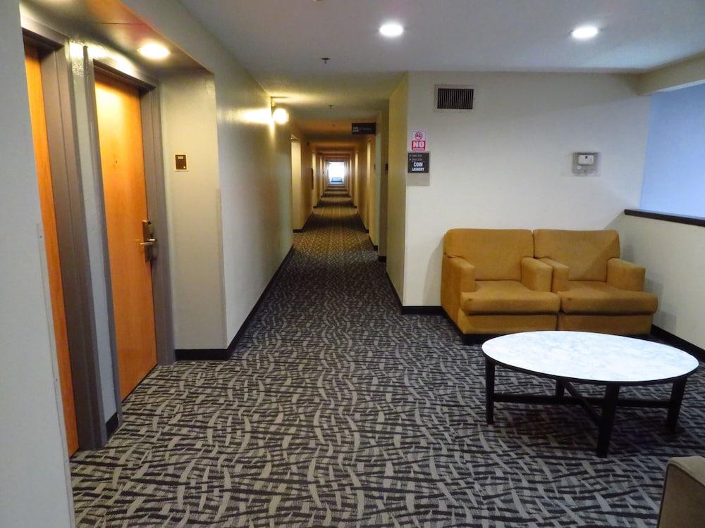 Rodeway Inn Austell Six Flags photo 8