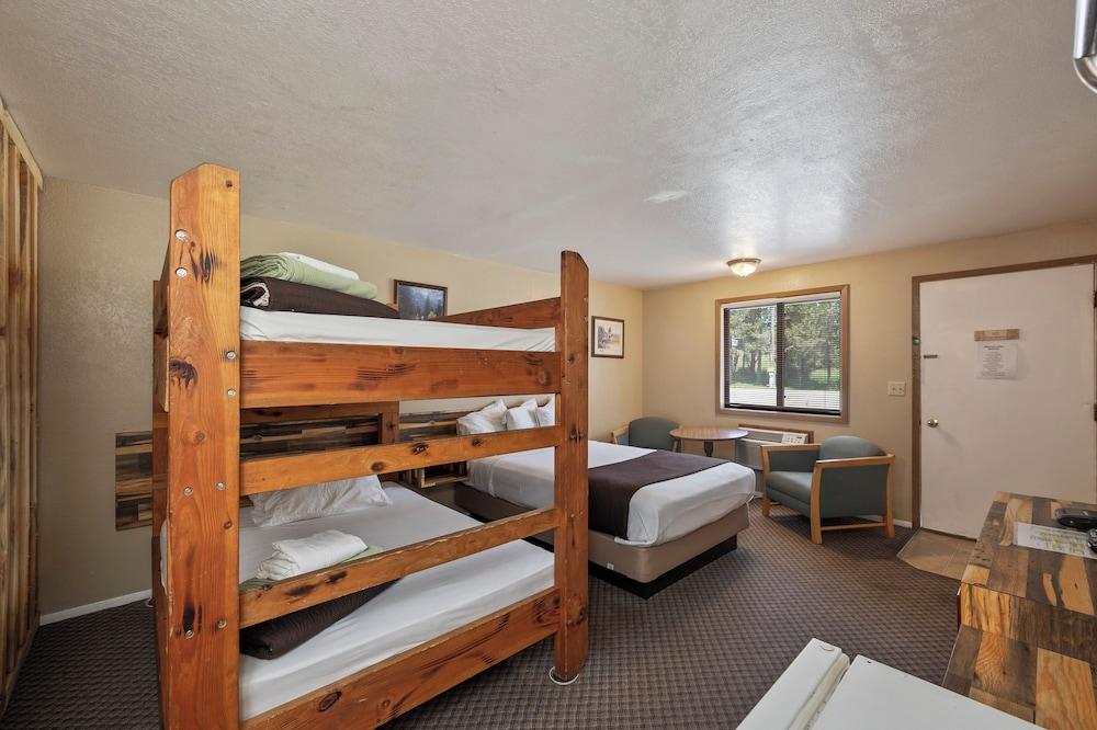 Birch Glen Hotel photo 47
