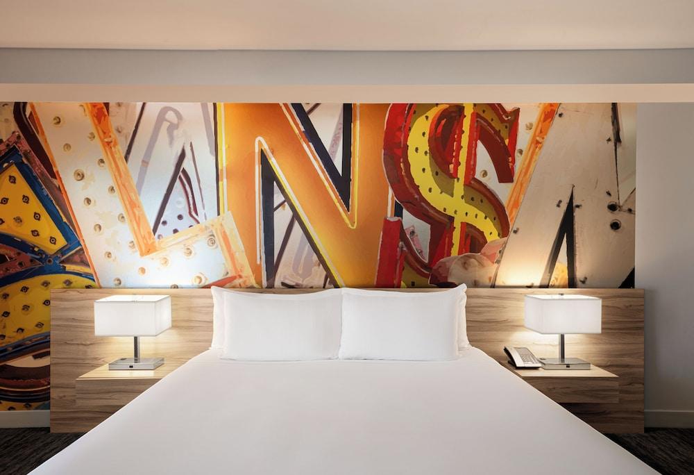 The LINQ Hotel & Casino – A Caesars Rewards Destination photo 47