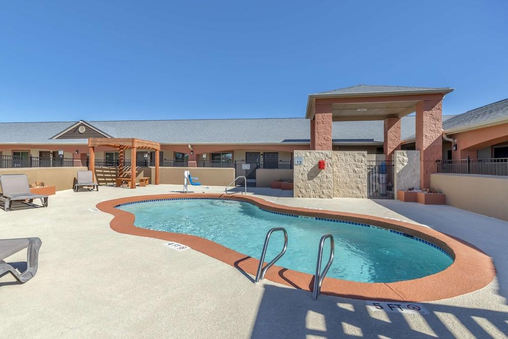 Best Western Windwood Inn & Suites photo 3