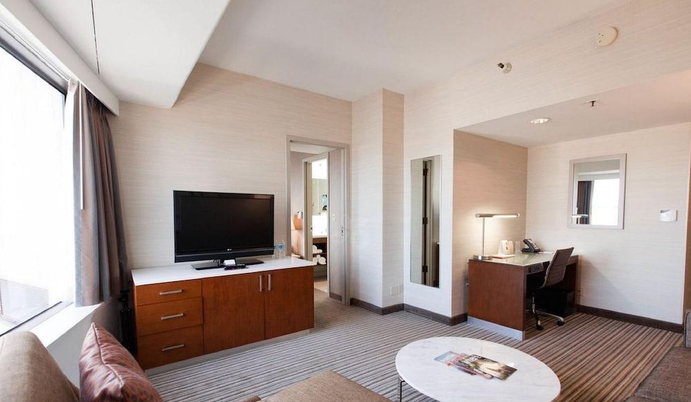 Crowne Plaza Seattle - Downtown by IHG photo 57