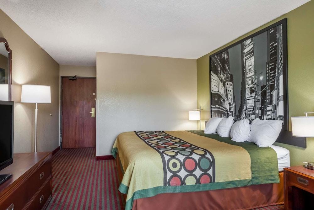 Super 8 by Wyndham Amsterdam photo 27