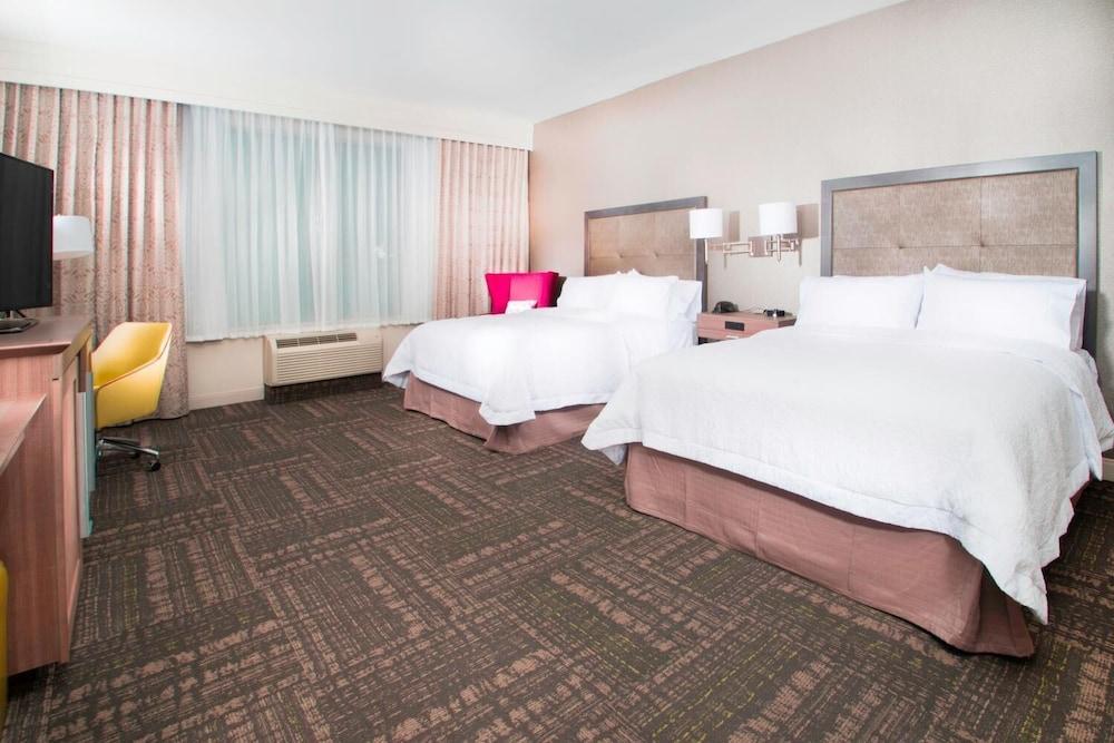 Hampton Inn & Suites La Porte photo 10