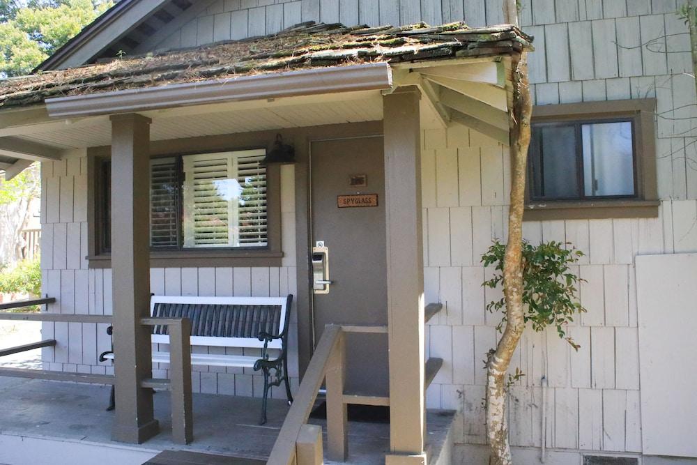Carmel Resort Inn photo 13