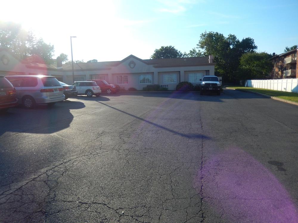 Riverview Motel photo 4