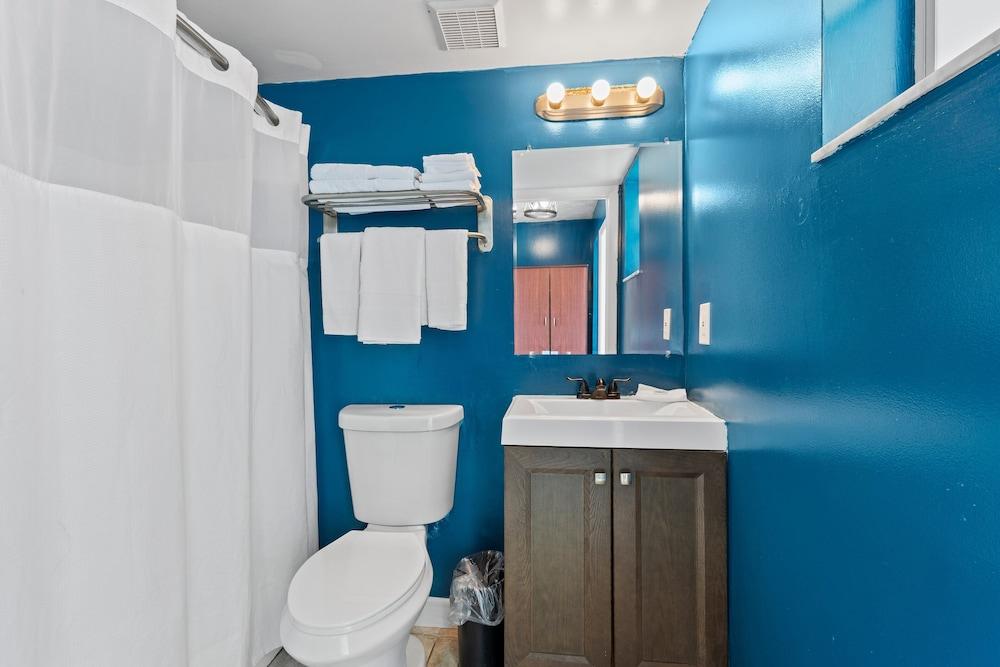Oceanfront Inn photo 55