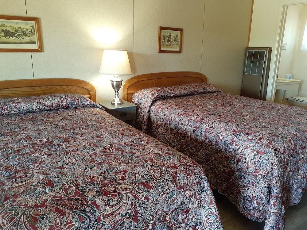 Melody Ranch Motel photo 12