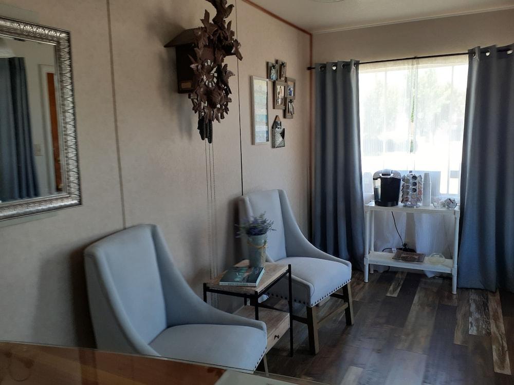 Melody Ranch Motel photo 4
