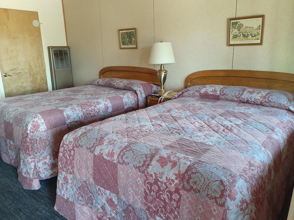 Melody Ranch Motel photo 10