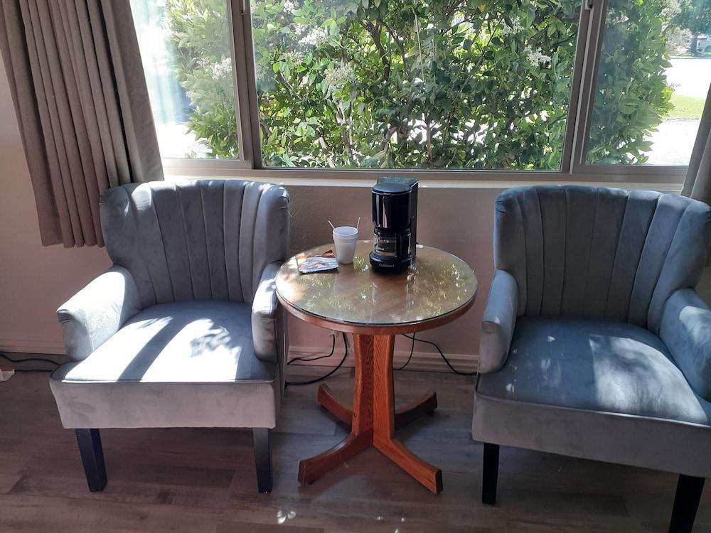 Melody Ranch Motel photo 5