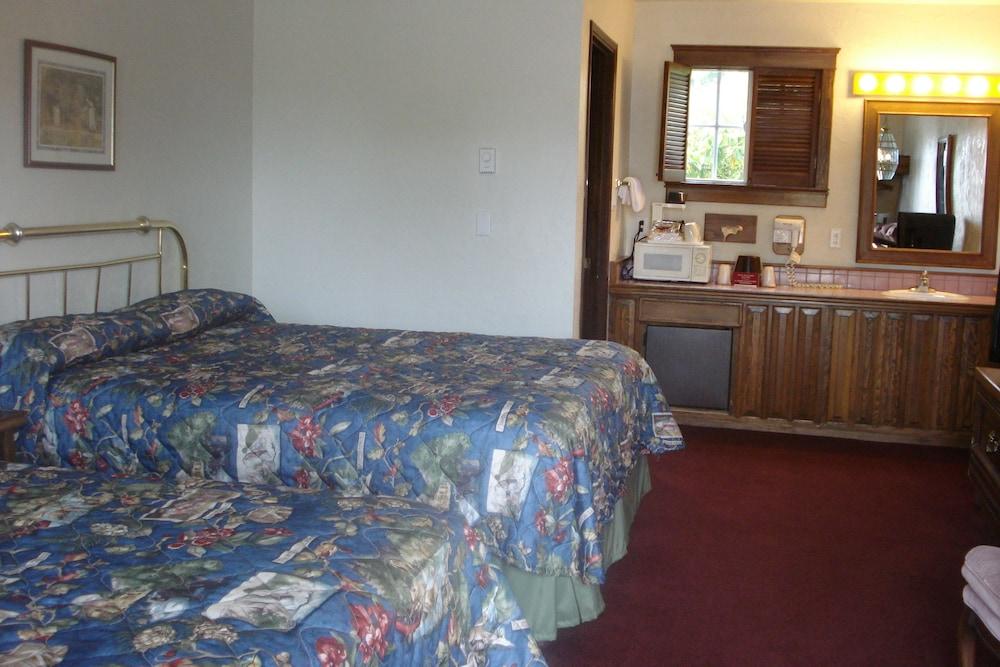 Sequim West Inn photo 14