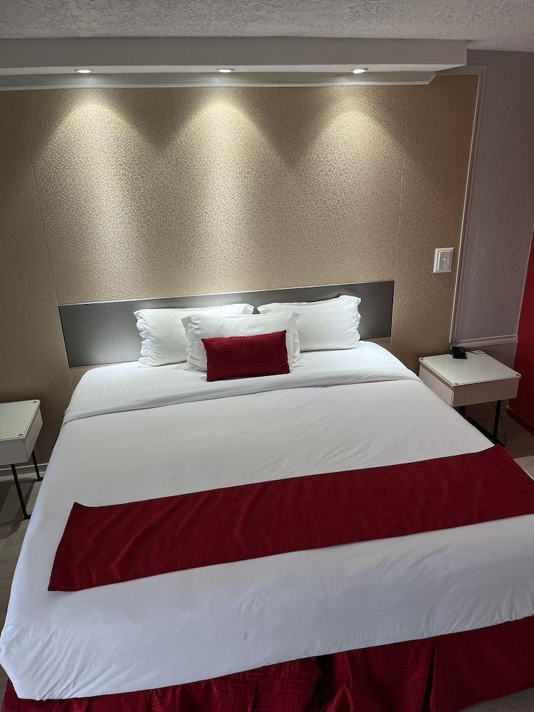 Travelodge by Wyndham Orlando / Heart of International Drive photo 17