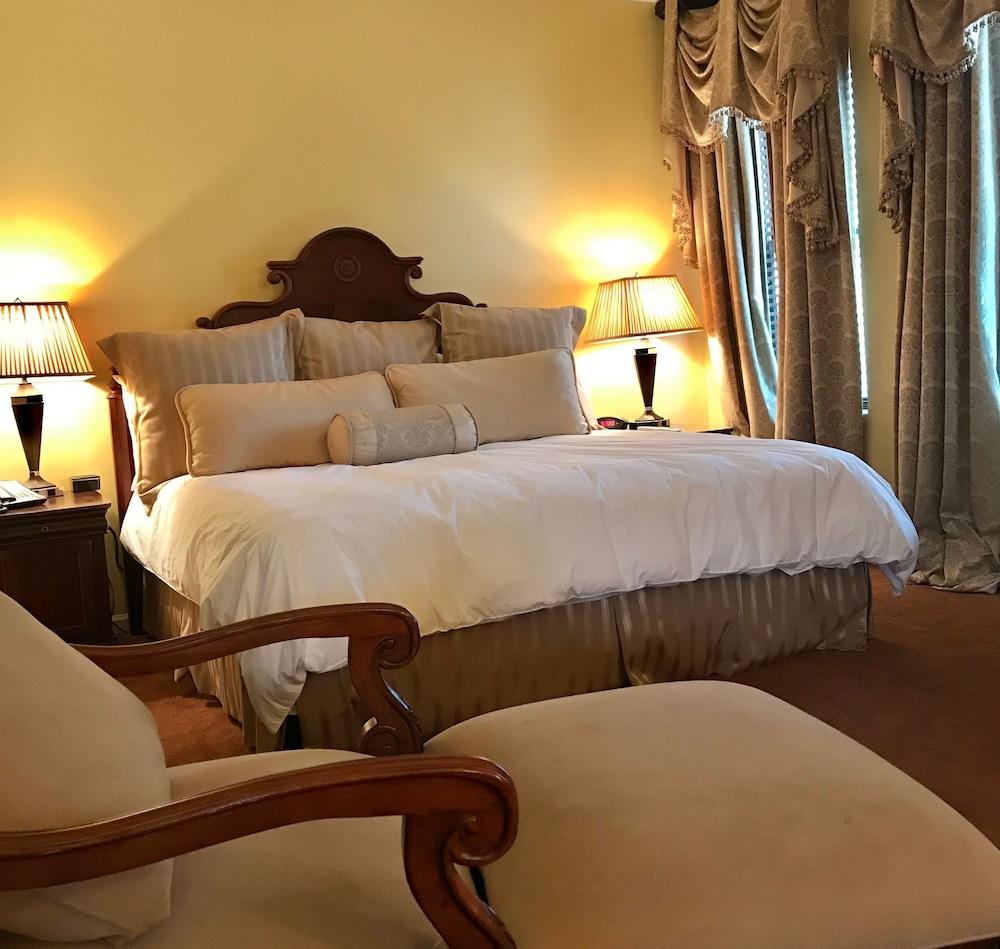 Ophelias Restaurant & Inn photo 4