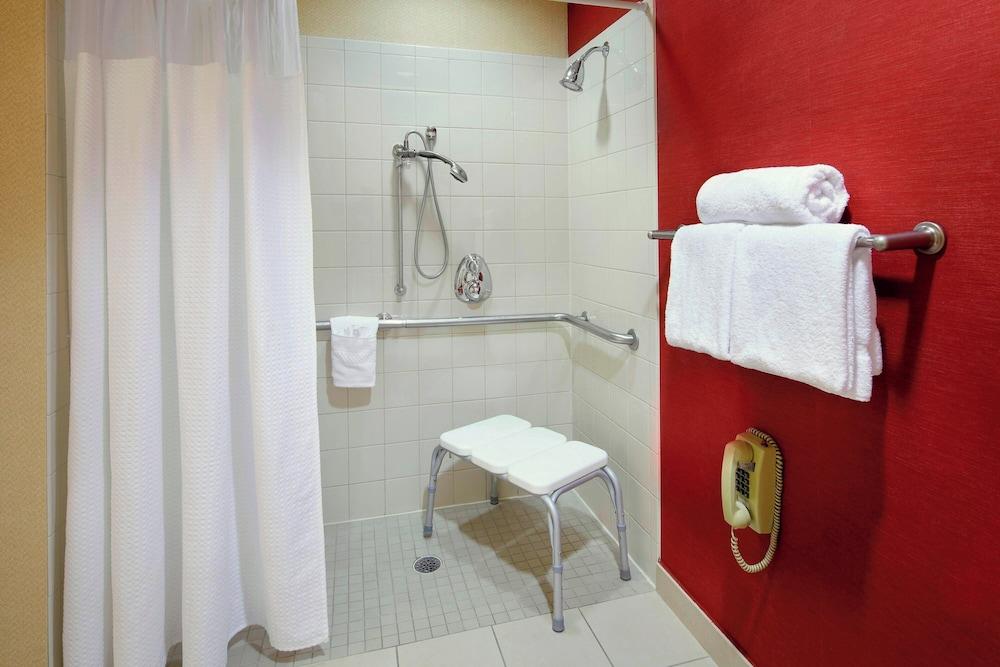 Courtyard by Marriott Tampa Oldsmar photo 26