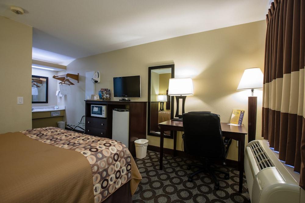 Relax Inn & Suites photo 14