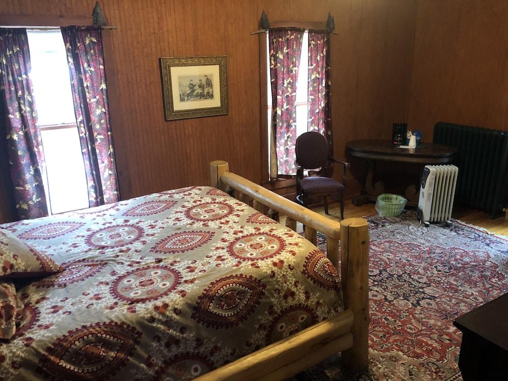 The Woods Inn photo 29