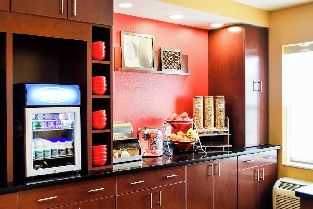 TownePlace Suites by Marriott Quantico Stafford photo 13