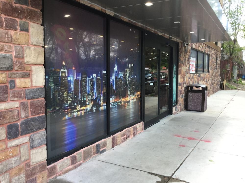 Ramada by Wyndham Bronx Terminal photo 14