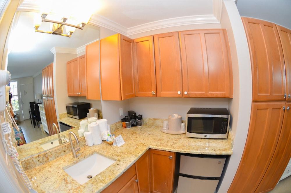 Gulfcoast Inn Naples photo 19