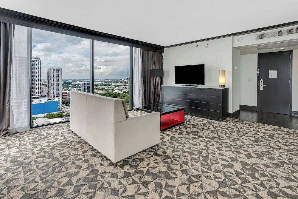 Hilton Miami Downtown photo 55