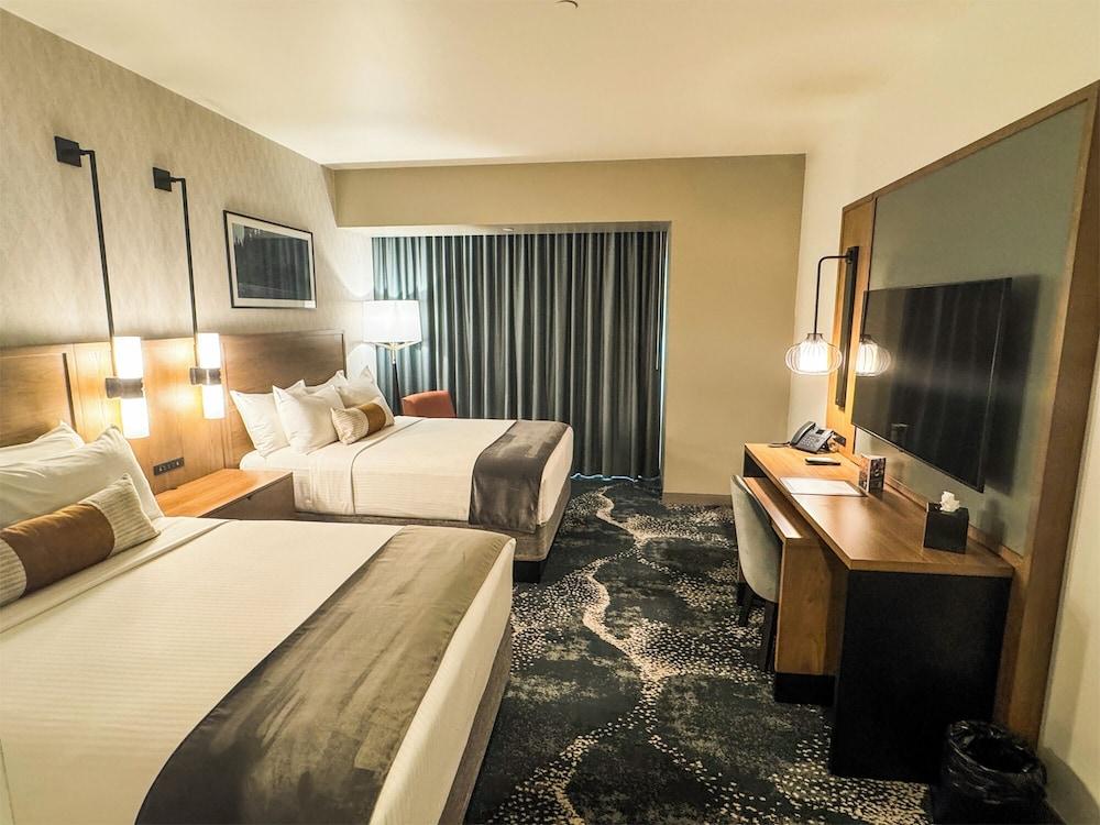Rain Rock Casino Resort Hotel photo 11