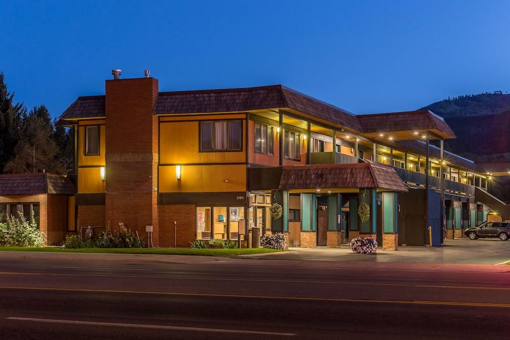 Rabbit Ears Motel photo 27