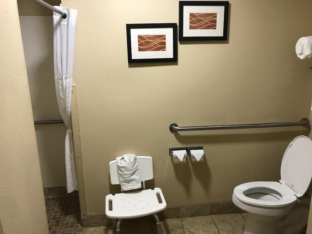 Comfort Inn Livingston photo 26